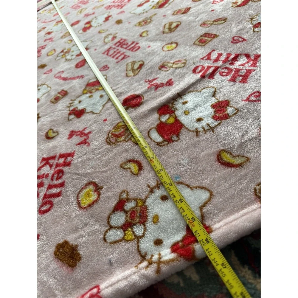 Hello Kitty Super Soft Pink Cinnamon Sanrio 60x70 Blanket Cheese Cake Cute Clean